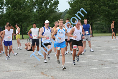 Summer Series in the Garden<br>Countdown 4 Miler Photo